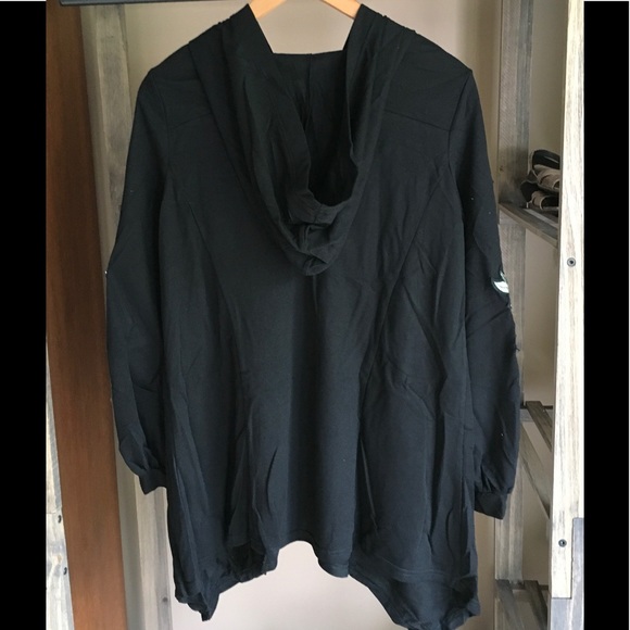 🔥4/$50! Rose Embroidered Jacket - Picture 6 of 6