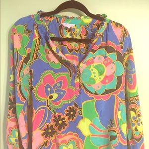 Lilly Pulitzer multi print top, so fun and cute,