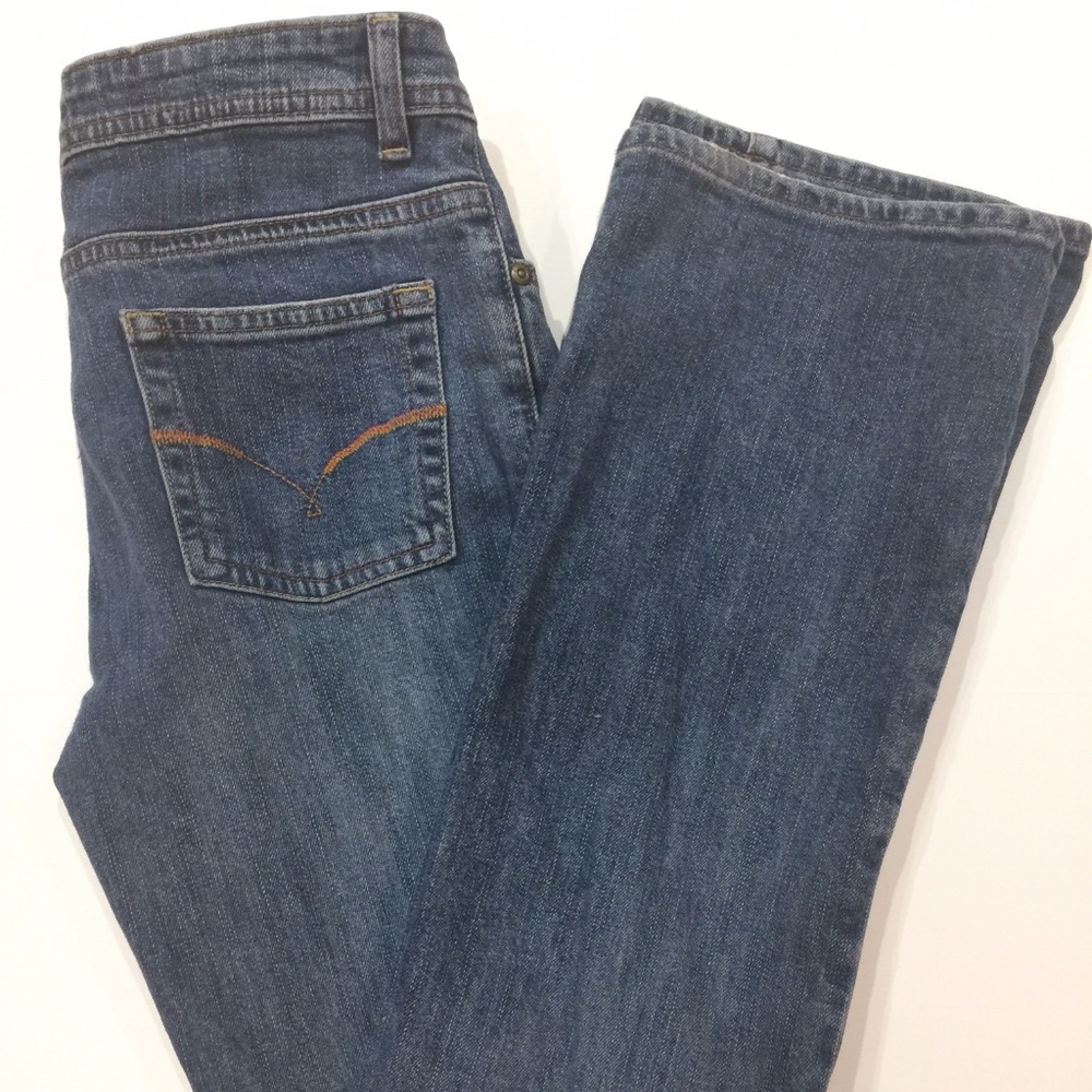 CATO MEDIUM WASH MEDIUM RISE BOOTCUT JEANS SIZE 4