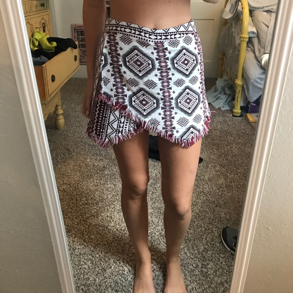 Patterned skirt