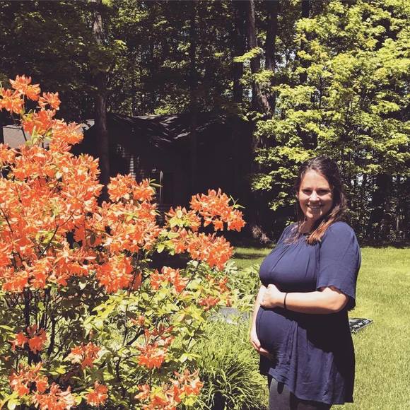 Meet your Posher, Ellen - Picture 1 of 1