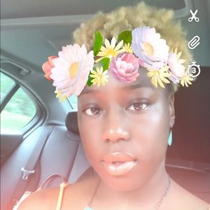 Meet your Posher, Tavia