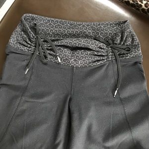 Lululemon yoga pants