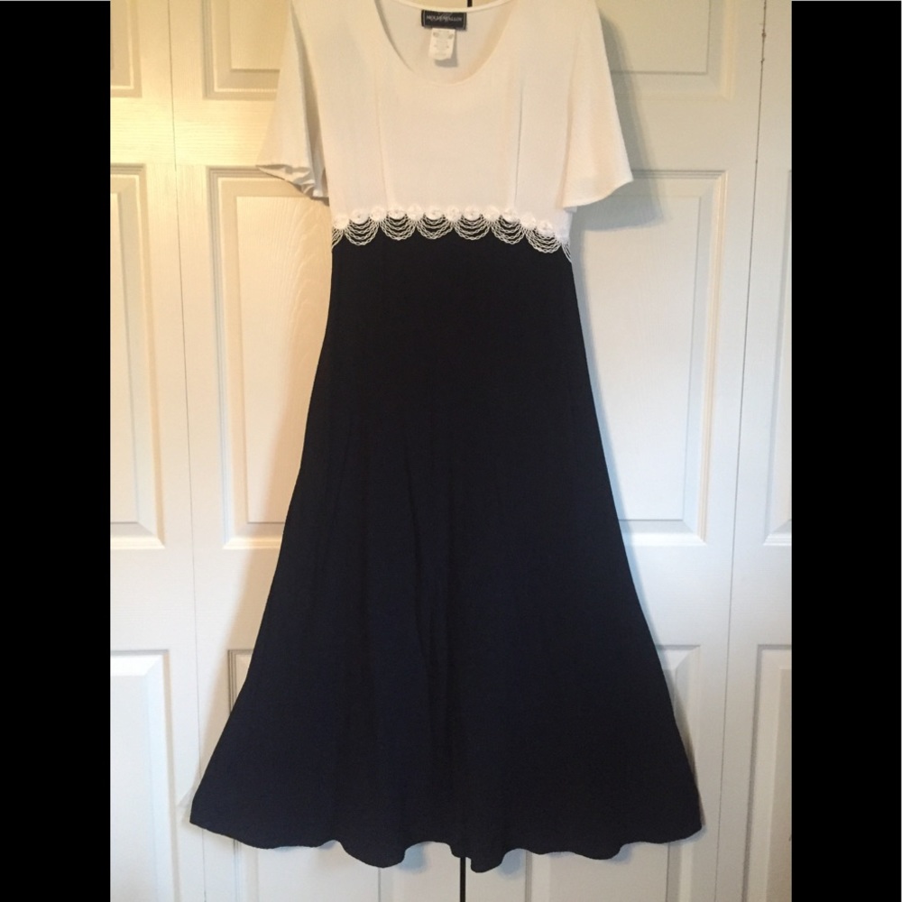 Black & White a-line maxi dress size 12