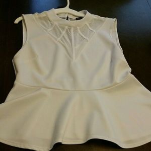 Fashion to figure white top