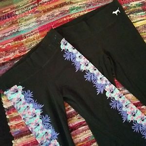 Victoria's Secret yoga pants bundle medium
