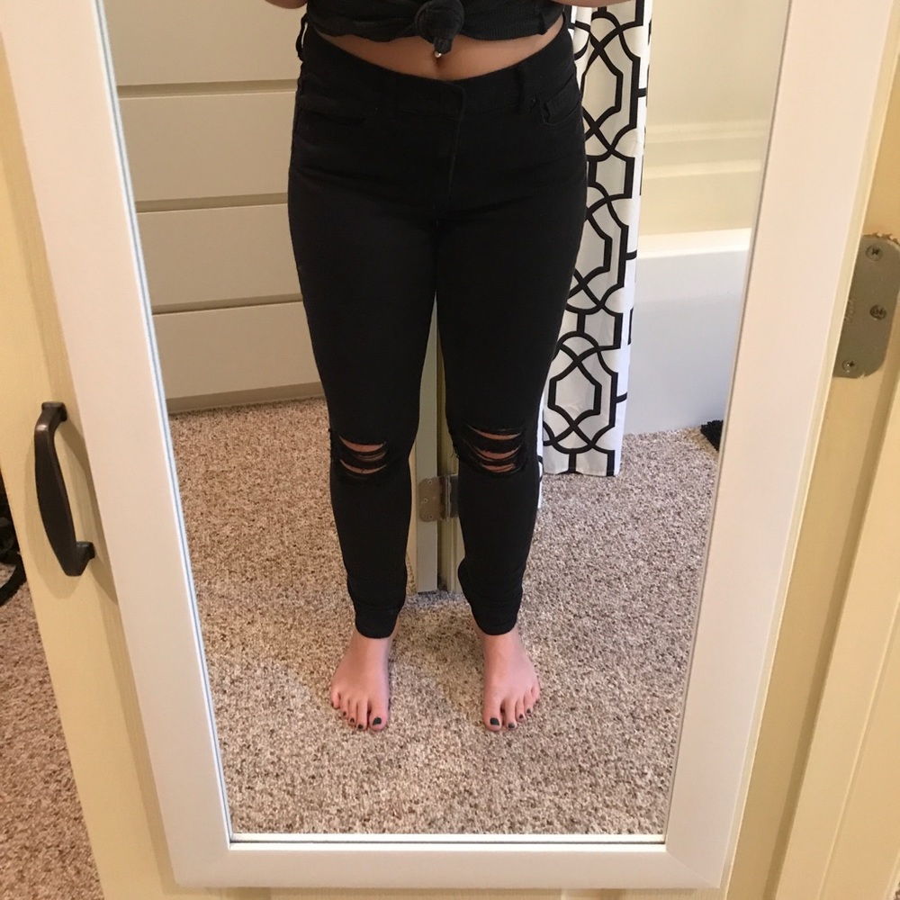 8 Express Black Ripped Jeggings