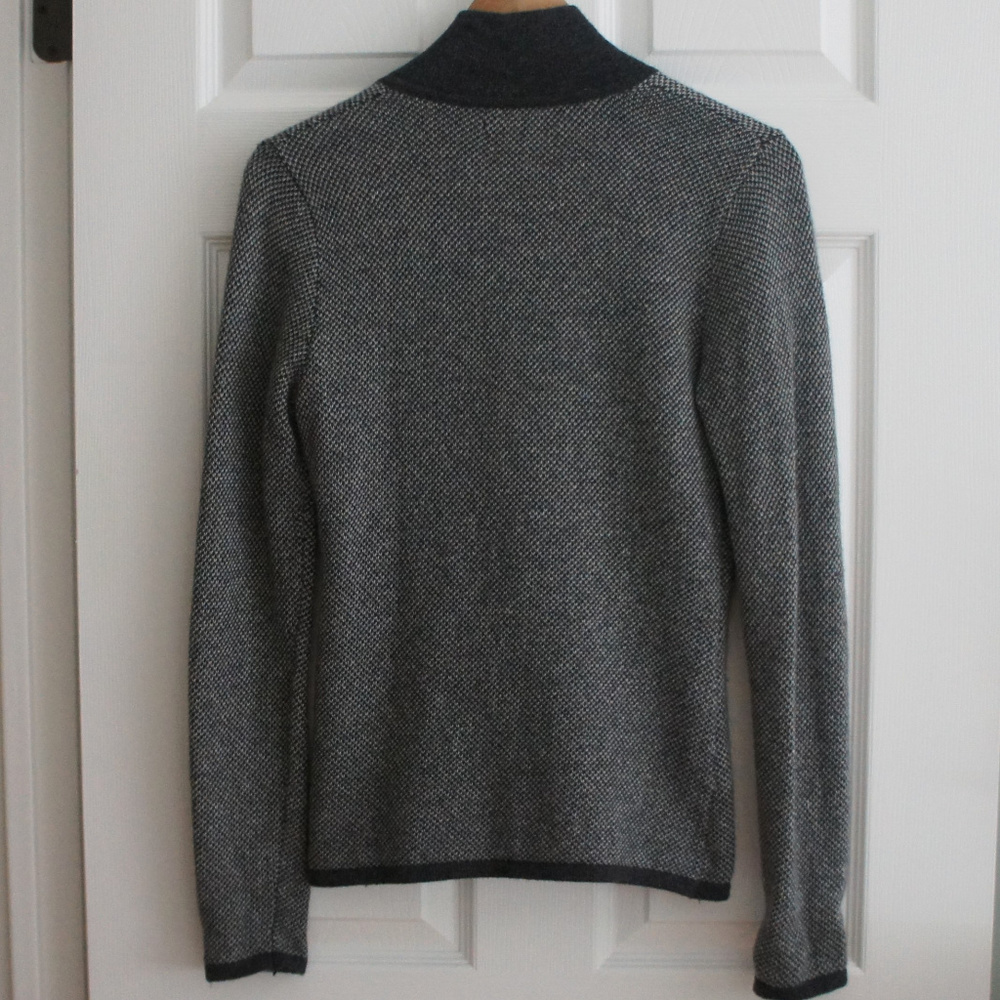 Banana Republic Wool/Cashmere Button Front Sweater - Picture 3 of 7
