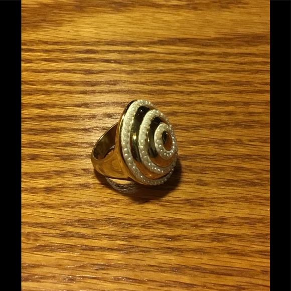 Maxy ring - Picture 2 of 3