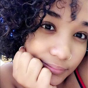 Meet your Posher, Arianna