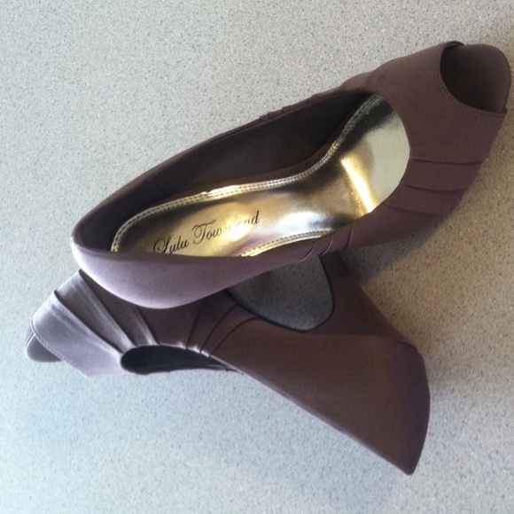 Lulu Townsend platform heels - Picture 4 of 4