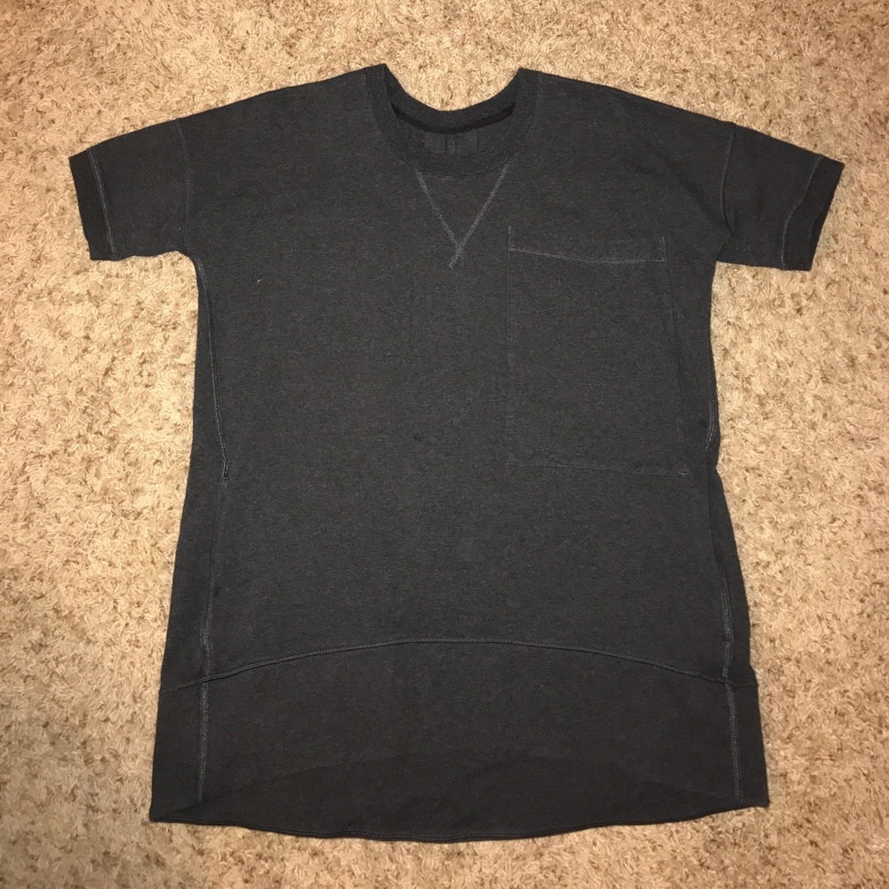 Lululemon Sweatshirt Tee