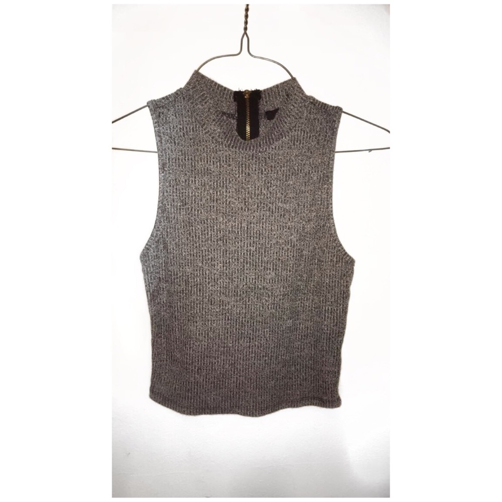 SALE! Gray Knit Crop Top