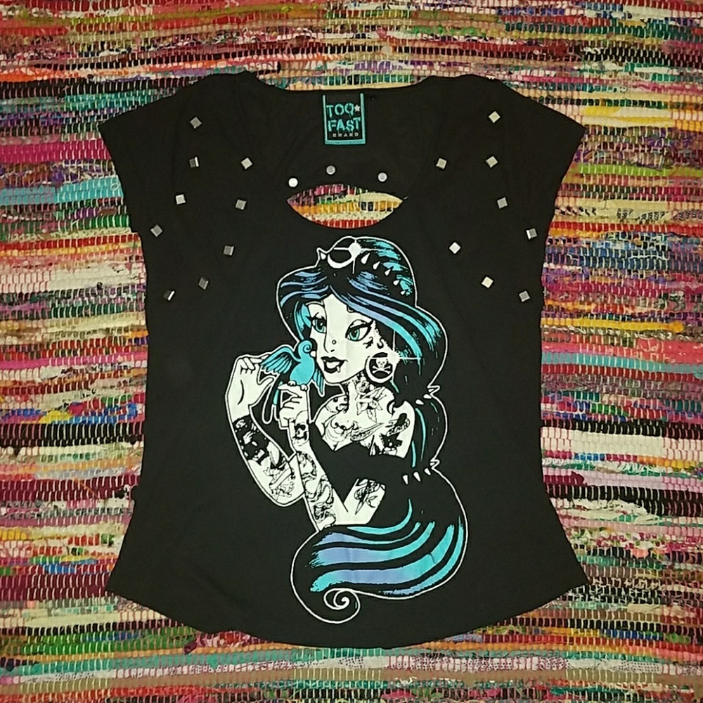 Tattoo jasmine Disney shirt too fast medium