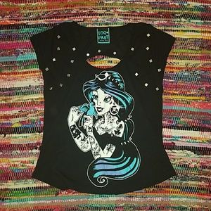 Tattoo jasmine Disney shirt too fast medium