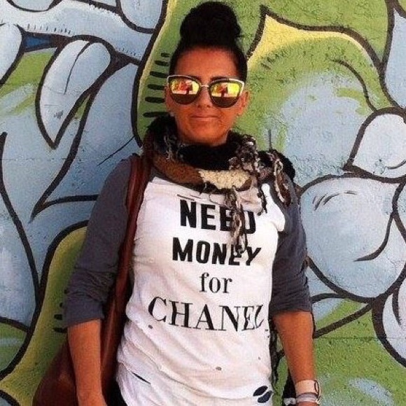 Meet Your Posher - Picture 4 of 8