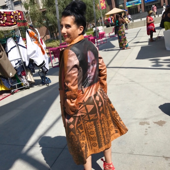 Meet Your Posher - Picture 5 of 8