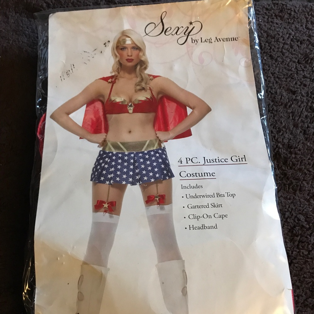 Woman's Halloween Wonder Woman costume