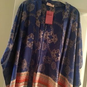 Multi Color Kimono. Size Medium. NWT.