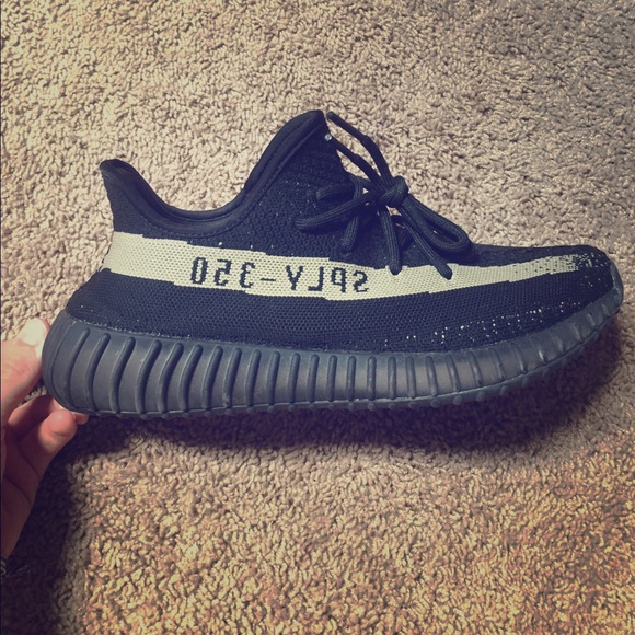 Yeezy Boost V2