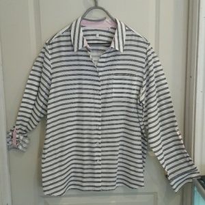 FOXCROFT white button dwn shirt w blk stripes sz18