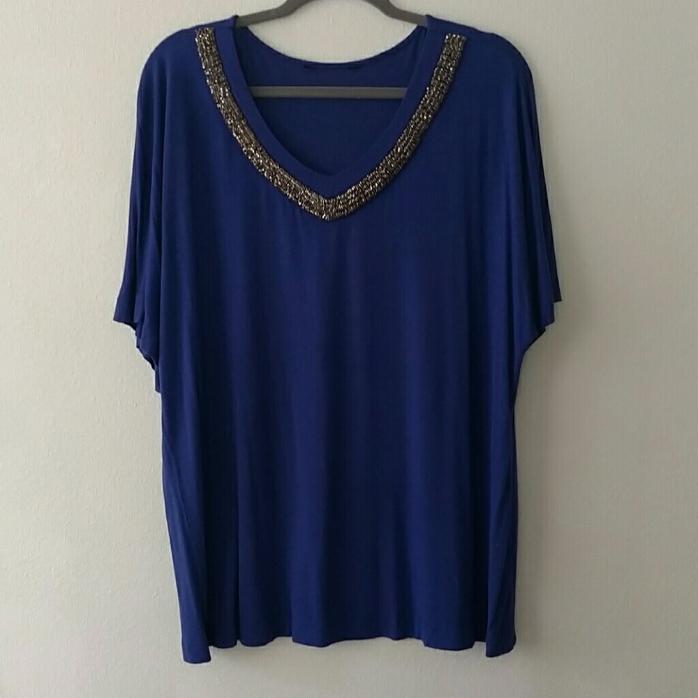 Women's blue sparkle neck flowy shirt