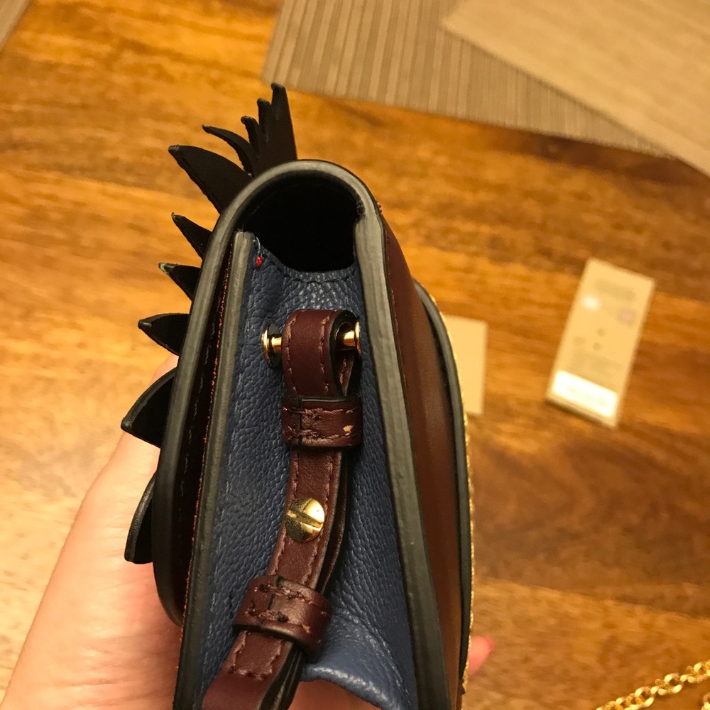 Burberry mini buckle cross body - Picture 8 of 8