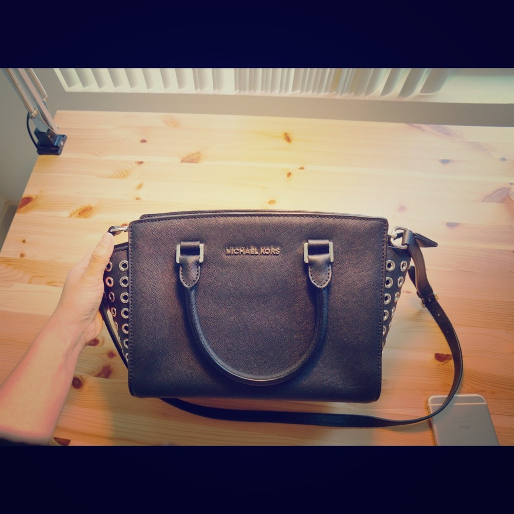 Authentic Micheal Kors studded Selma tote hand bag