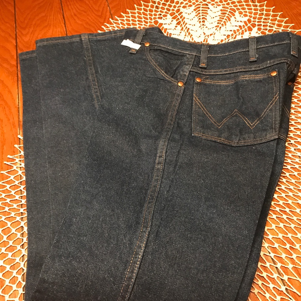 Wrangler 13MW Boot Cut Jeans