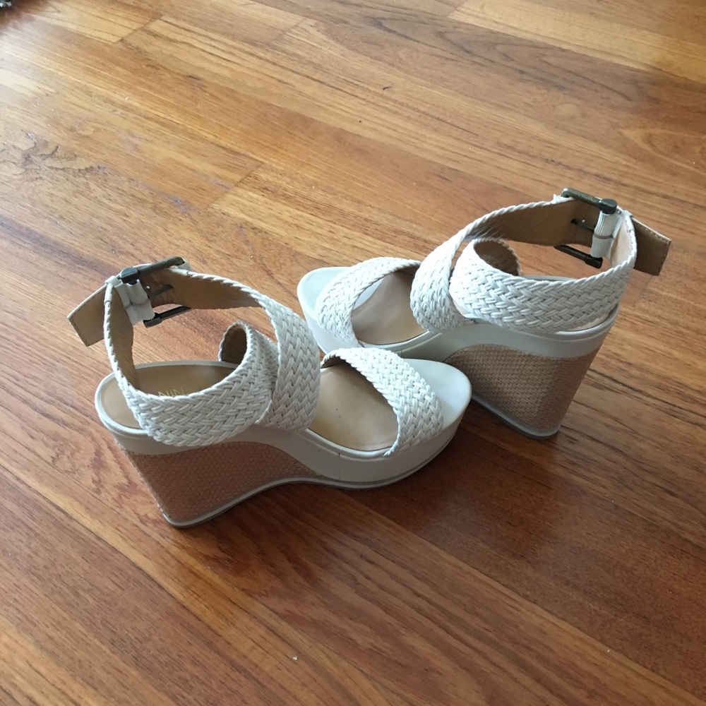 Nine West White Wedges!