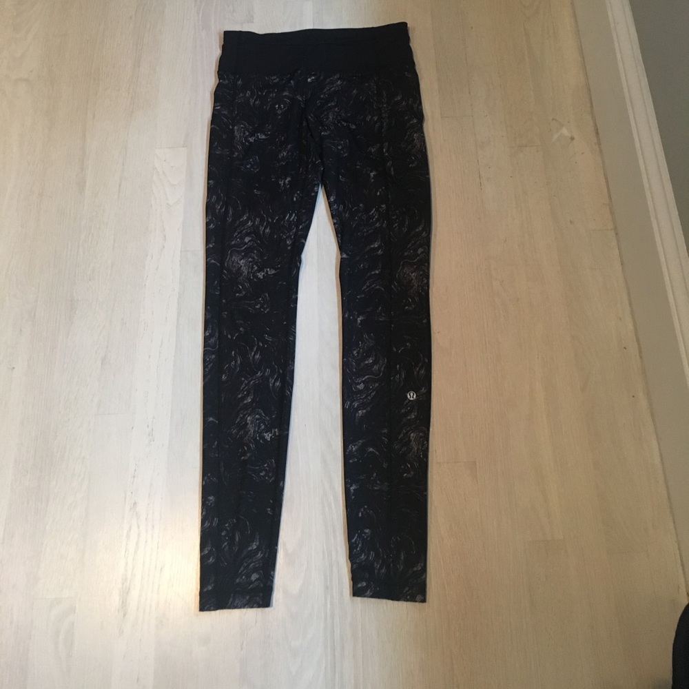 Lululemon workout pants