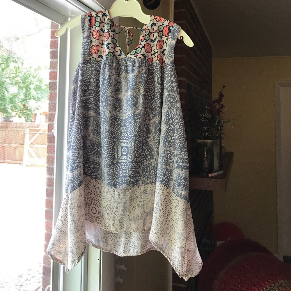 Knox Rose Bohemian top (size large)