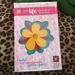Girls Life Application Study Bible