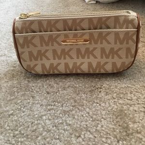 Michael Kors cosmetic bag