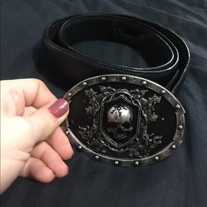 Skull belt