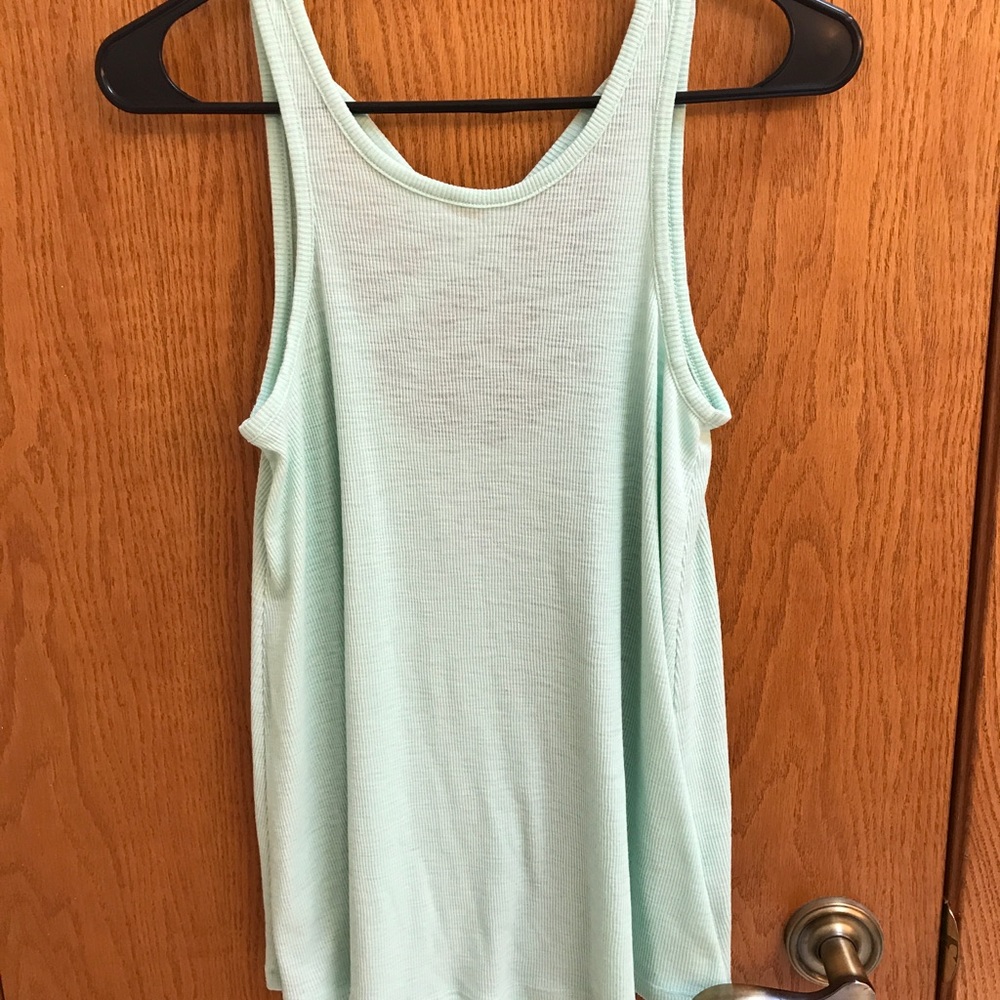 Cross back tank