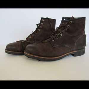 **CLOSET CLEAROUT**Men's Frye Boots