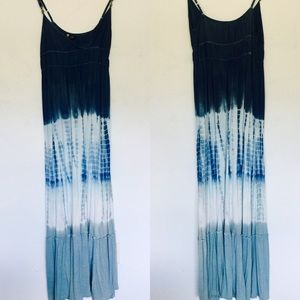 👗 Boho Tie-Dyed Maxi Dress