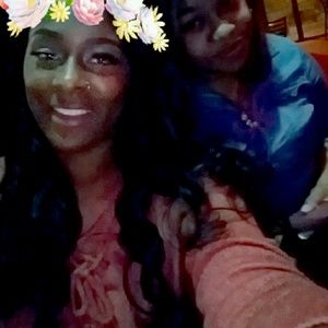 Meet your Posher, Jaena