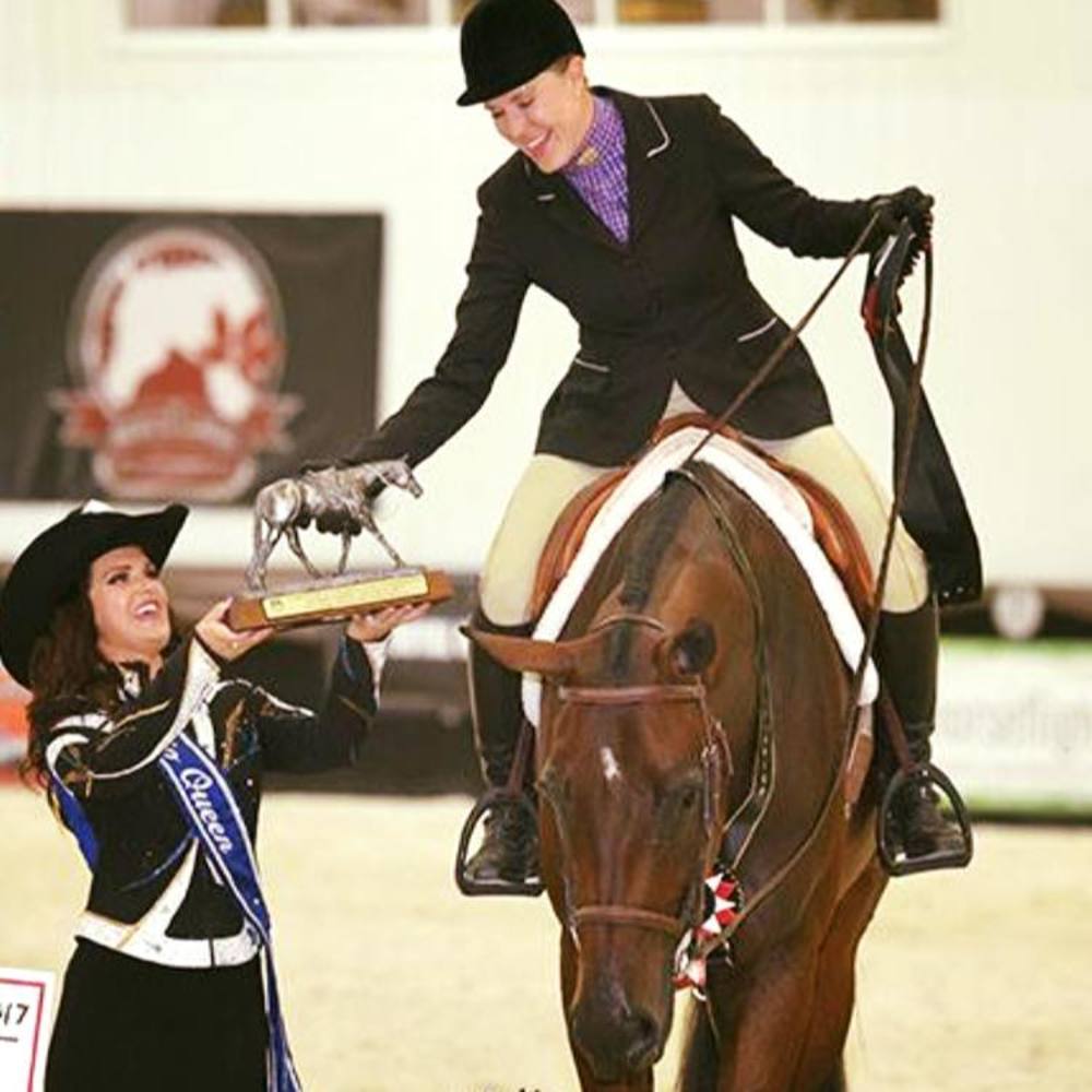 Meet your Posher, Nicole