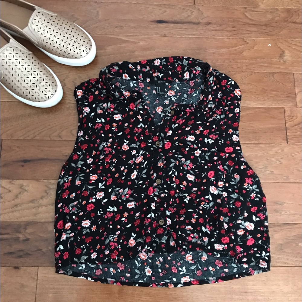 Floral crop top (M)