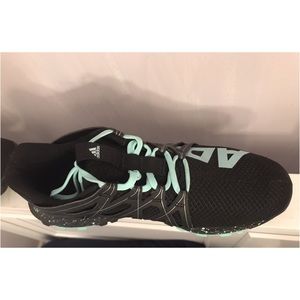 Adidas Vigor Bounce Shoes size 9.5