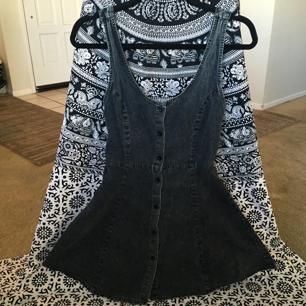 MOTEL XS ACID WASH DRESS GREAT AS IS OR LAYERED