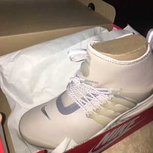 Women air presto mid utility