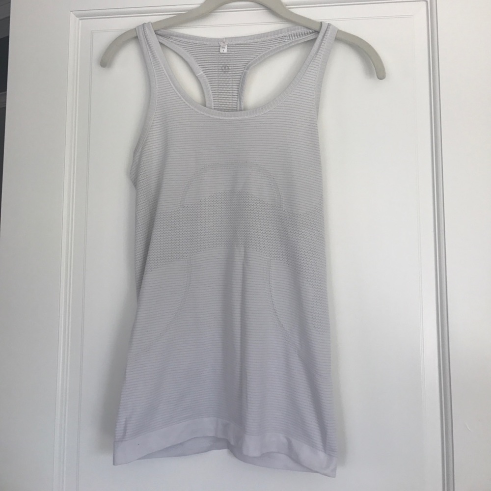 Lululemon white tank top size 4