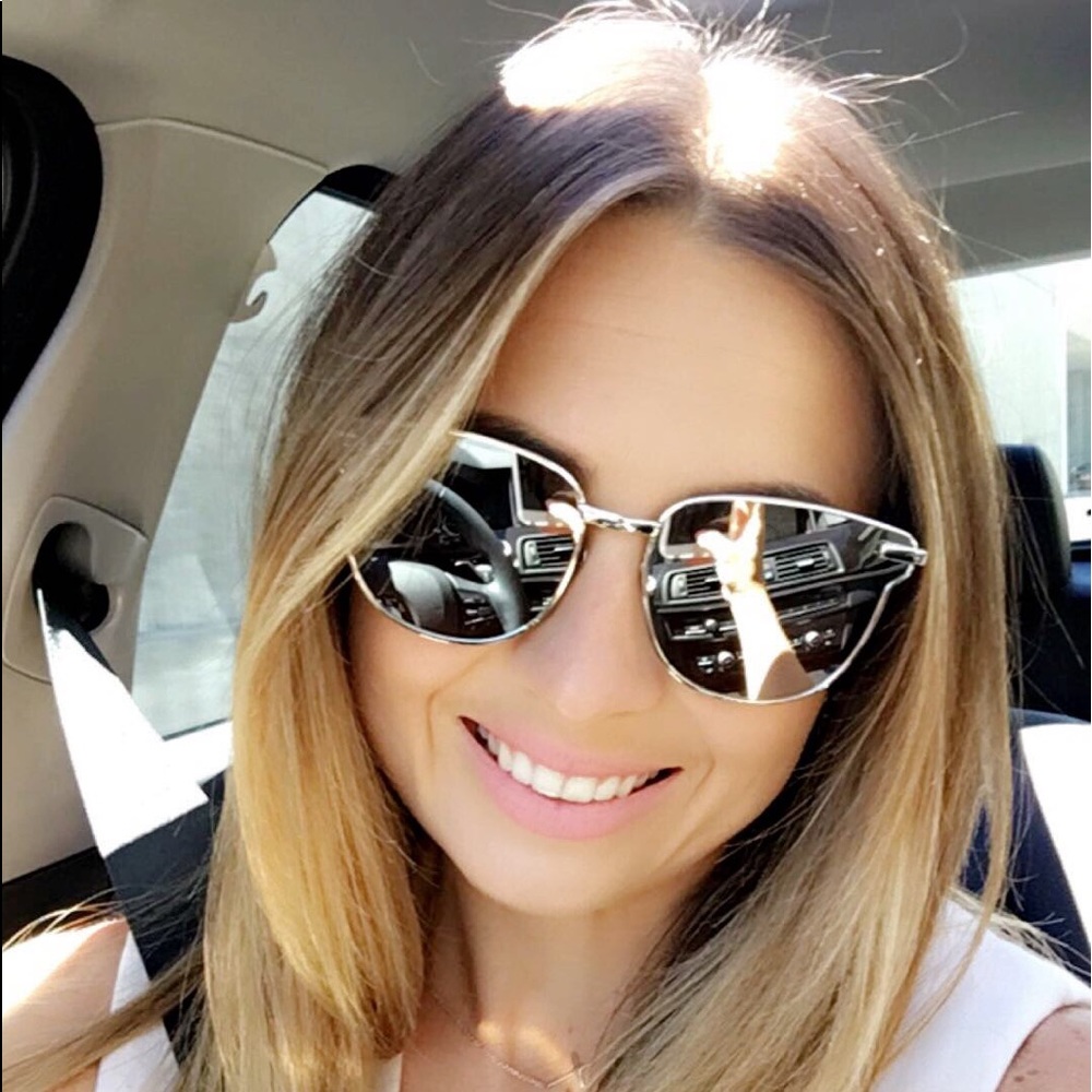 Meet your Posher, Lexi