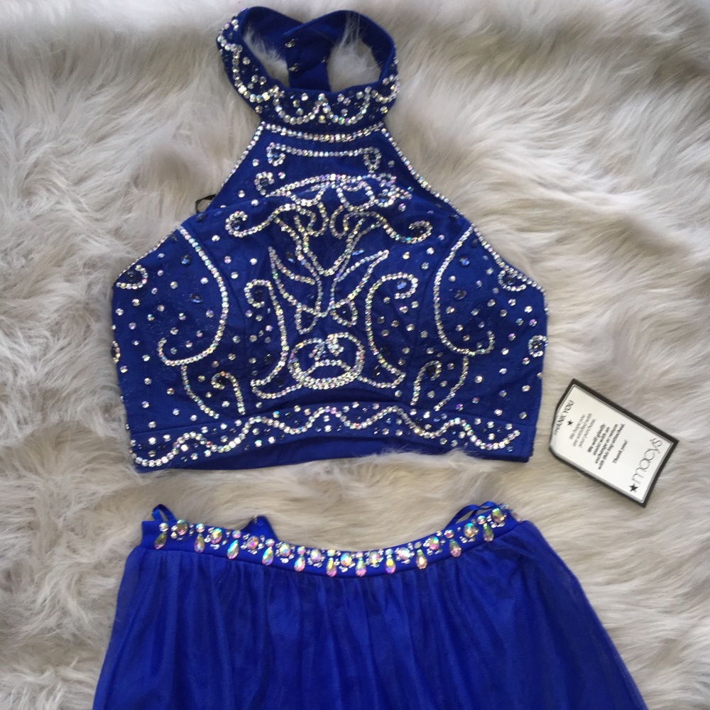 NWT!!💙 Prom Crop Top -SIZE 13