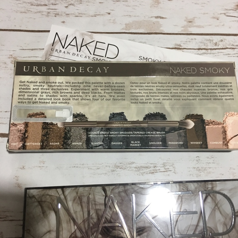 Urban Decay Smoky Palette - Picture 5 of 5