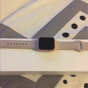 Rose Gold Apple iWatch 38mm