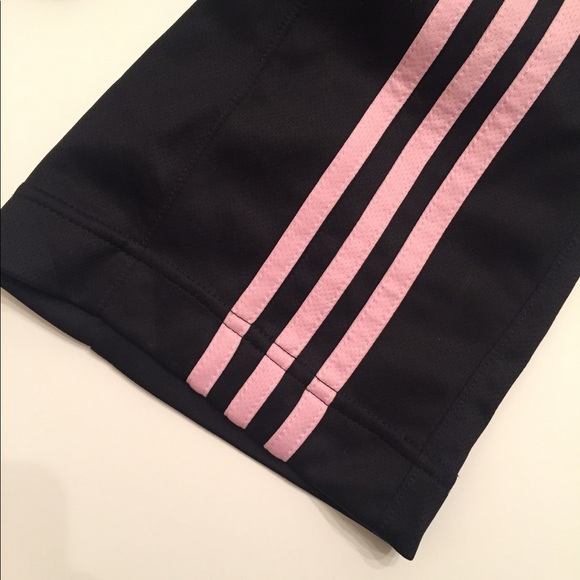 ADIDAS BLACK 3 STRIPES CROPPED CAPRI WORKOUT PANTS - Picture 2 of 8